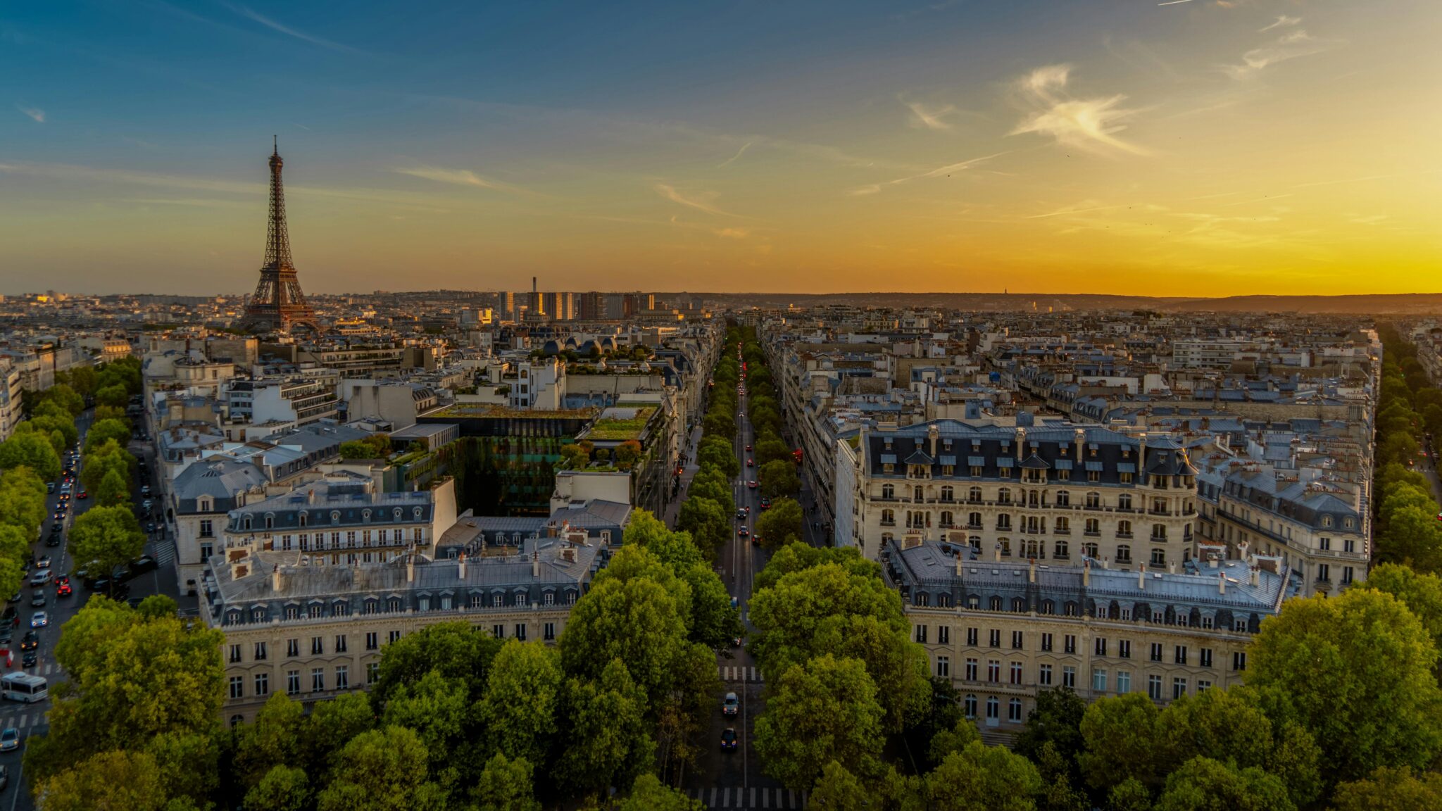 How to Make the Most of Your Paris Trip: Insider Tips and Must-Visit Spots