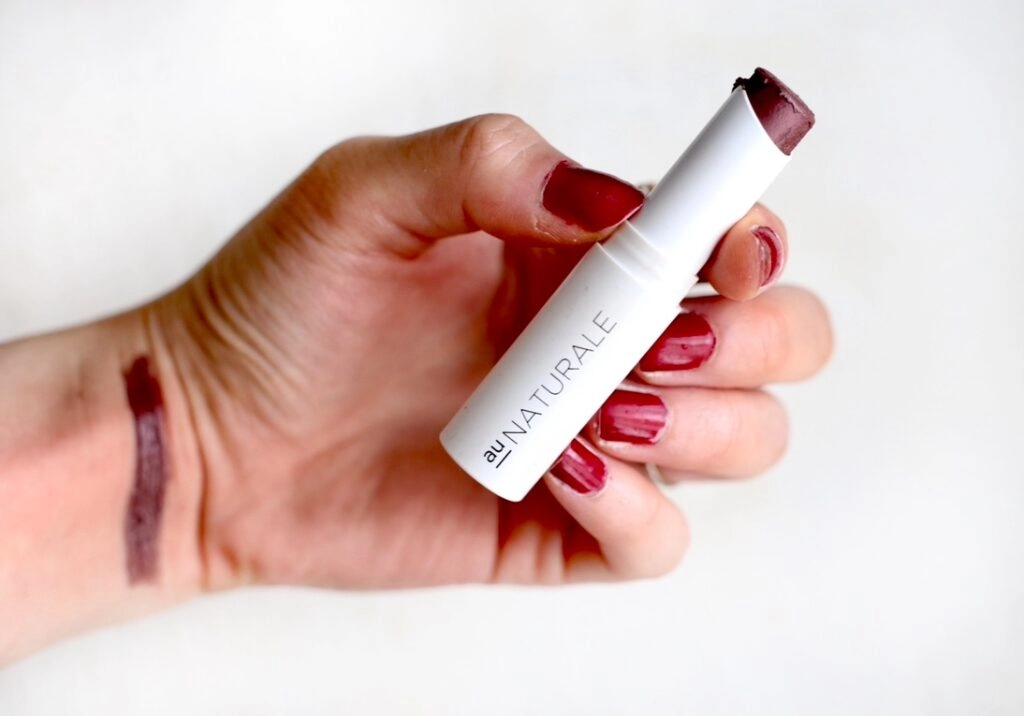 Clean Beauty 101 Guide to Non-Toxic Cosmetics Safe for Beginners