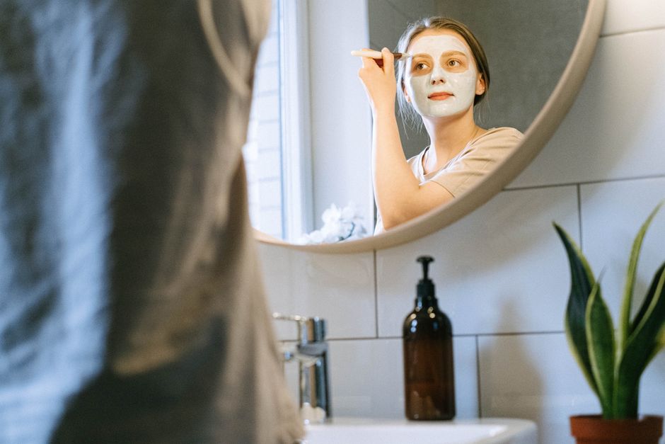 Mineral Vs Chemical Sunscreen Sensitive Skin: Mineral vs Chemical Sunscreen for Sensitive Skin: 7 Key Differences