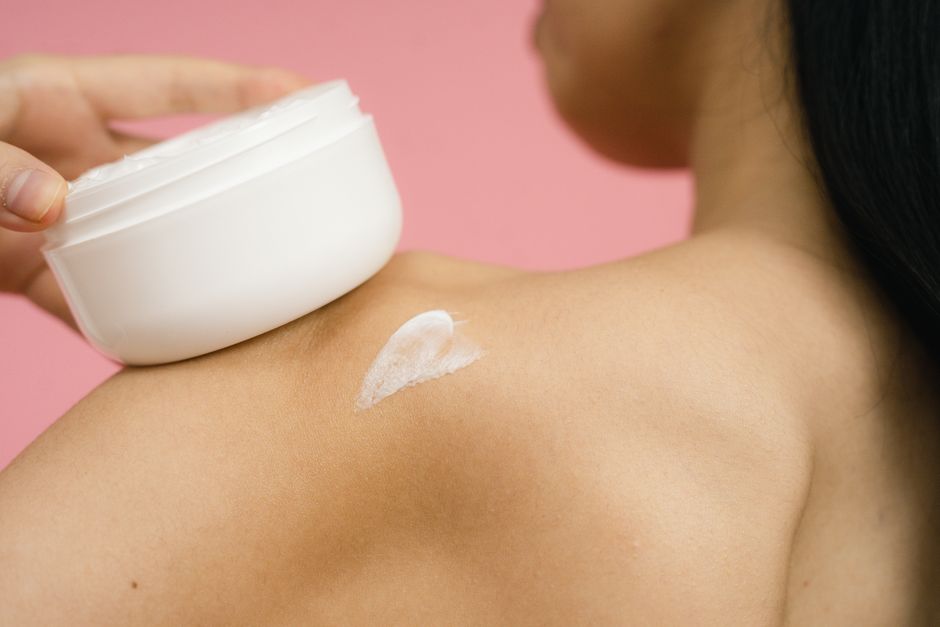 Lightweight Moisturizers That Still Calm Redness in March